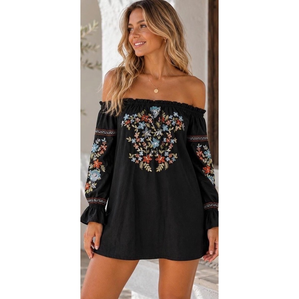 Free People Faded Bloom Mini Dress  MEDIUM Black Floral Embroidered OB626578